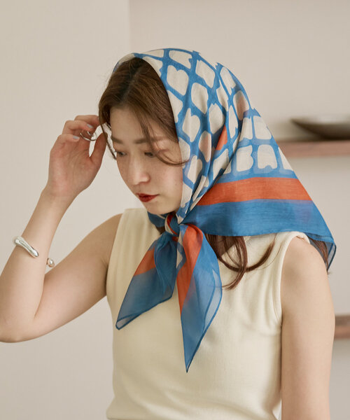 Kastane（カスタネ）の「マルチスカーフ（バンダナ/スカーフ・レディース・ダークブルー/オレンジ/ブルー・FREE）」の20枚目の写真