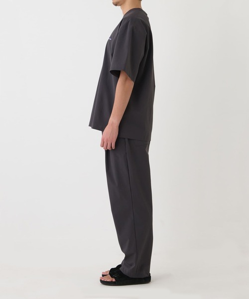 THOUSAND MILE(サウザンドマイル)の「THOUSAND MILE/サウザンドマイル SHORT SLEEVE T-SHIRT & LONG PANTS SET セットアップ(セットアップ・メンズ・ブラック/チャコール・XL/L/M)」の16枚目の写真