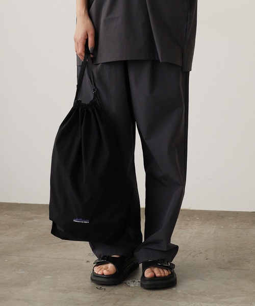 THOUSAND MILE(サウザンドマイル)の「THOUSAND MILE/サウザンドマイル SHORT SLEEVE T-SHIRT & LONG PANTS SET セットアップ(セットアップ・メンズ・ブラック/チャコール・XL/L/M)」の20枚目の写真