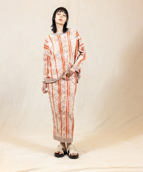 OSMOSIS（オズモーシス）の「ジャガードニットスカート（スカート・レディース・ベージュ/グレイッシュベージュ/ネイビー・ONE SIZE）」の14枚目の写真