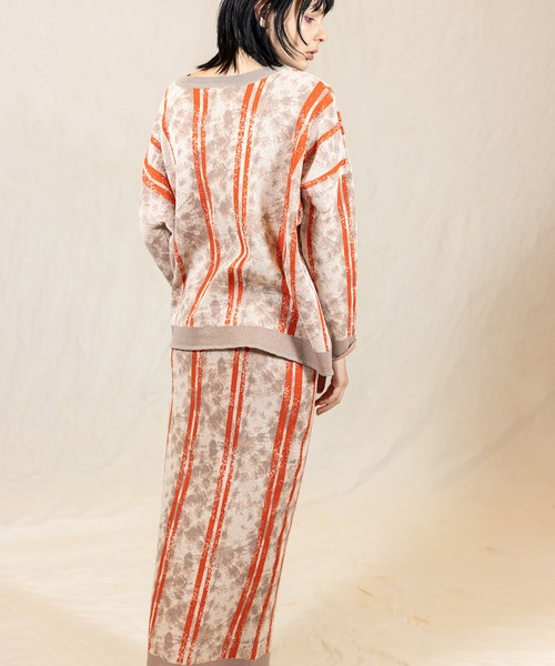 OSMOSIS（オズモーシス）の「ジャガードニットスカート（スカート・レディース・ベージュ/グレイッシュベージュ/ネイビー・ONE SIZE）」の16枚目の写真