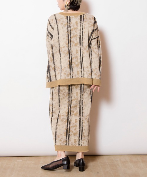 OSMOSIS（オズモーシス）の「ジャガードニットスカート（スカート・レディース・ベージュ/グレイッシュベージュ/ネイビー・ONE SIZE）」の20枚目の写真