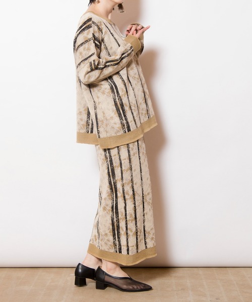 OSMOSIS（オズモーシス）の「ジャガードニットスカート（スカート・レディース・ベージュ/グレイッシュベージュ/ネイビー・ONE SIZE）」の21枚目の写真