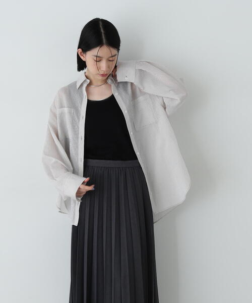 N.（N. Natural Beauty Basic）（エヌエヌナチュラルビューティーベーシック）の「シアーストライプシャツ（シャツ/ブラウス・レディース・ブルー/ピンク/グレー/ベージュ・MEDIUM）」の5枚目の写真