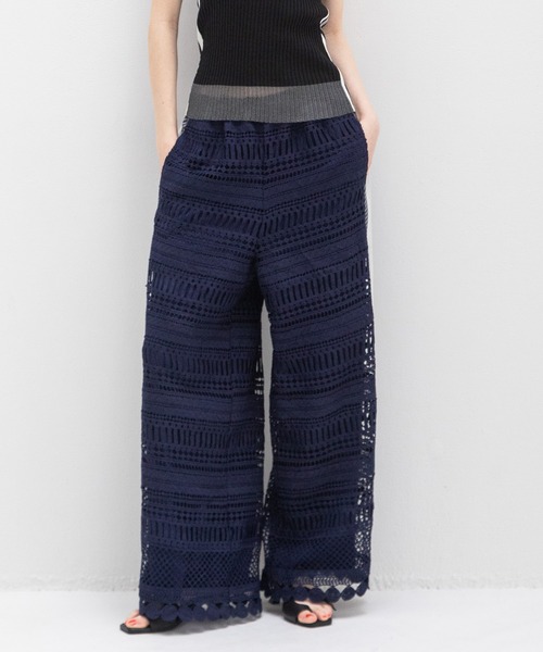 AULA AILA(アウラアイラ)の「レースストライプサイドラインパンツ(その他パンツ・レディース・ブラック/ネイビー/ホワイト・0/1)」の6枚目の写真