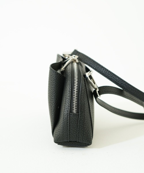 MURUA（ムルーア）の「【MURUA/ムルーア】 TASSEL SERIES　ミニショルダーバッグ（ショルダーバッグ・レディース・ライトグレー/ブラック/ネイビー・FREE）」の8枚目の写真