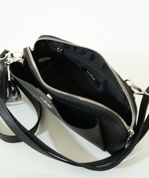MURUA（ムルーア）の「【MURUA/ムルーア】 TASSEL SERIES　ミニショルダーバッグ（ショルダーバッグ・レディース・ライトグレー/ブラック/ネイビー・FREE）」の7枚目の写真