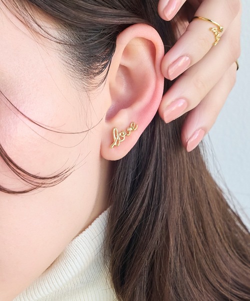 Phoebe(フィービィー)の「ラッキーレターピアス&イヤリング/片耳(ピアス(片耳用)・レディース・ゴールド系1/ゴールド系3/ゴールド系2・FREE)」の3枚目の写真