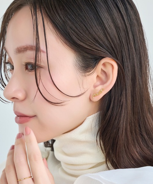 Phoebe(フィービィー)の「ラッキーレターピアス&イヤリング/片耳(ピアス(片耳用)・レディース・ゴールド系1/ゴールド系3/ゴールド系2・FREE)」の16枚目の写真