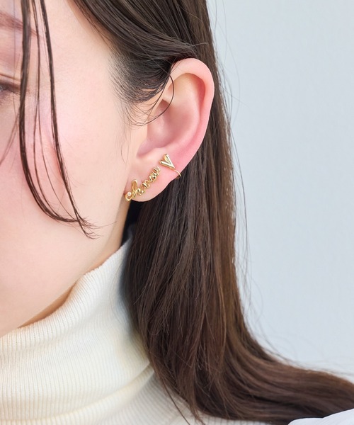 Phoebe(フィービィー)の「ラッキーレターピアス&イヤリング/片耳(ピアス(片耳用)・レディース・ゴールド系1/ゴールド系3/ゴールド系2・FREE)」の9枚目の写真