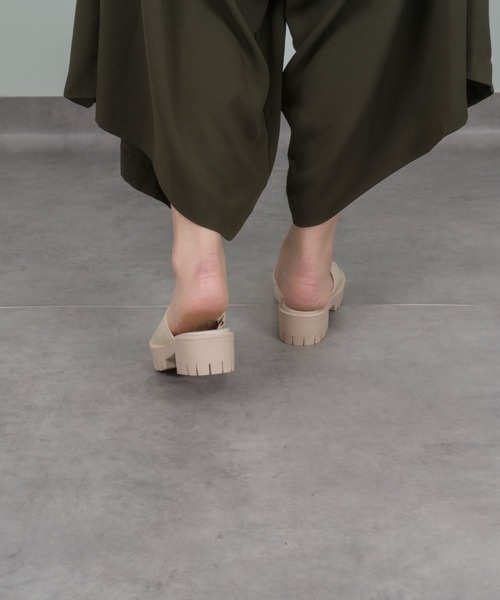セール】【Mollini/モリーニ】レザーサンダル 厚底 フラット