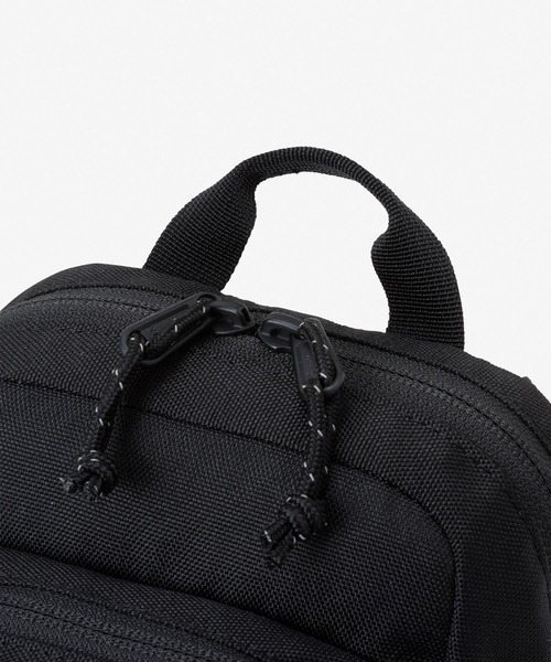 THE NORTH FACE（ザノースフェイス）の「THE NORTH FACE　Boulder Mini Shoulder（ショルダーバッグ・メンズ・ブラック/カーキ・ONE）」の4枚目の写真