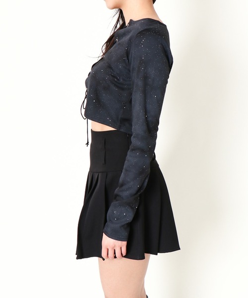 GORGE（ゴージ）の「《編み上げ×ラメアクセント》レディース クロップドトップス Y2K風 春秋冬（Tシャツ/カットソー・レディース・アイボリー/ブラック/グレー・F）」の21枚目の写真