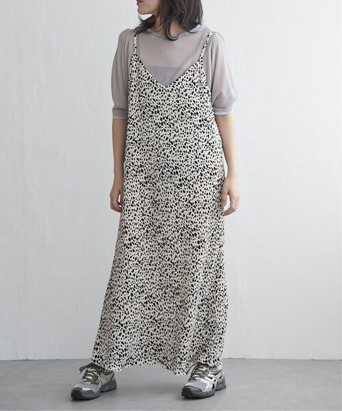 VENCEEXCHANGE(ヴァンスエクスチェンジ)の「スムースプリーツキャミワンピース(ワンピース・レディース・ライトグレー/チャコール/その他1/ブラック/グレイッシュベージュ/オフホワイト/ドット・FREE)」の19枚目の写真