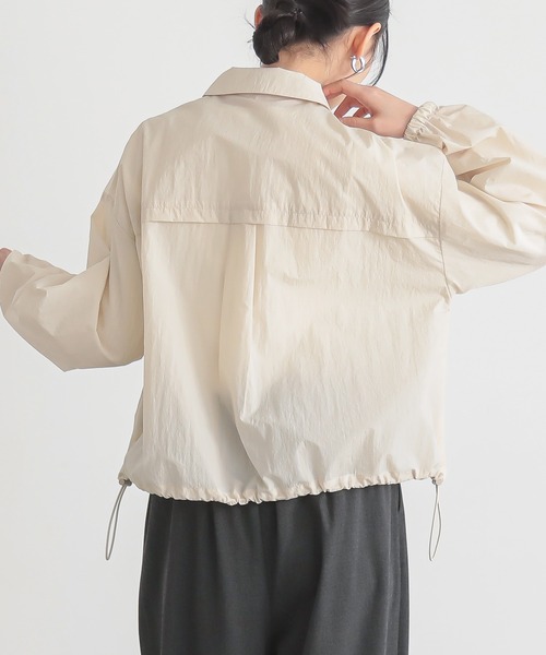 for/c（フォーシー）の「撥水ナイロンシアーブルゾン【サスティナブル】（ブルゾン・レディース・ベージュ/ブラック・M/L/LL）」の5枚目の写真