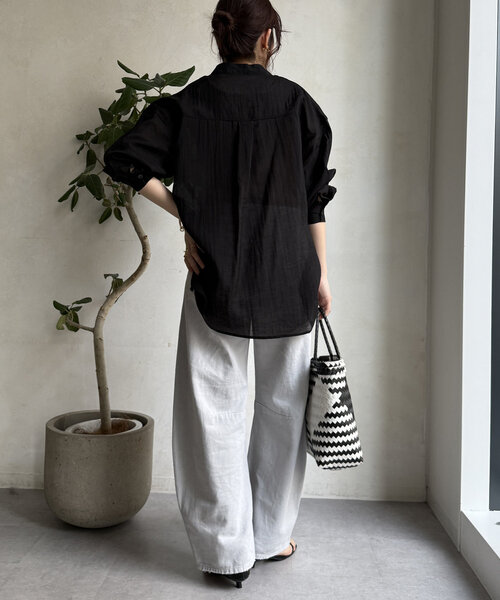 DouDou(ドゥドゥ)の「【WEB限定】切替バンドカラーシャツ(シャツ/ブラウス・レディース・ブラック/グリーン/アイボリー・FREE)」の17枚目の写真