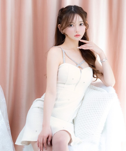 Tika(ティカ)の「キャバドレス ミニ フレア ツイード ラメキャミソール ノースリーブクロスネックバストジップミックスビジュードレス(ドレス・レディース・ピンク/ミント/ホワイト・LARGE/MEDIUM/SMALL)」の19枚目の写真