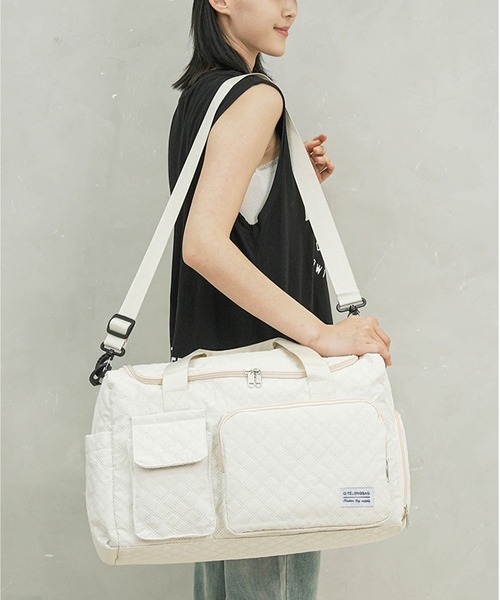 TABI PAL(タビパル)の「アウトポケット ボストンバッグ(ボストンバッグ・レディース・ブラック/サックスブルー/Off White・FREE)」の2枚目の写真