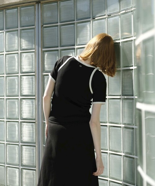 Firsthand（ファーストハンド）の「MA Firsthand/マ ファーストハンド RIB RINGER TANK / ワンポイント刺繍 リブリンガータンクトップ / アメリカンスリーブ（タンクトップ・レディース・オフホワイト/ブラウン/ブラック・FREE）」の2枚目の写真