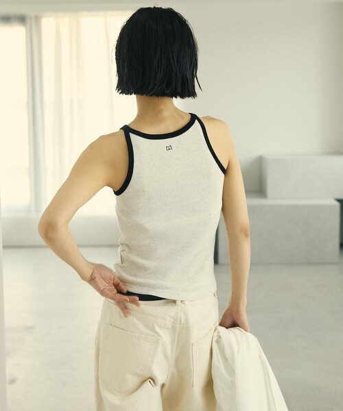 Firsthand（ファーストハンド）の「MA Firsthand/マ ファーストハンド RIB RINGER TANK / ワンポイント刺繍 リブリンガータンクトップ / アメリカンスリーブ（タンクトップ・レディース・オフホワイト/ブラウン/ブラック・FREE）」の9枚目の写真