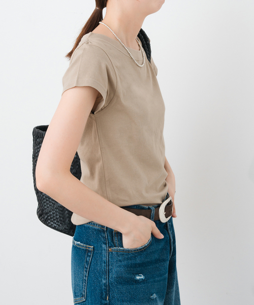 Spick & Span(スピックアンドスパン)の「コンパクトキャップスリーブTEE(Tシャツ/カットソー・レディース・ブラック/ホワイト/ベージュ・FREE)」の19枚目の写真