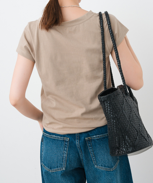 Spick & Span(スピックアンドスパン)の「コンパクトキャップスリーブTEE(Tシャツ/カットソー・レディース・ブラック/ホワイト/ベージュ・FREE)」の20枚目の写真