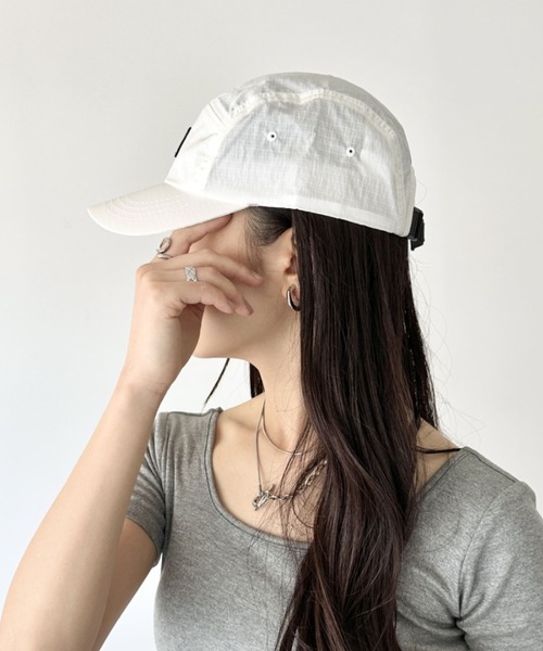 THE NORTH FACE（ザノースフェイス）の「国内未発売 THE NORTH FACE(ザ・ノースフェイス)/軽量 ワンポイントロゴ キャップ 帽子/WL CAMP CAP（キャップ・レディース・グレー/ブラック/サンドベージュ/ブラウン/ホワイト・FREE）」の11枚目の写真