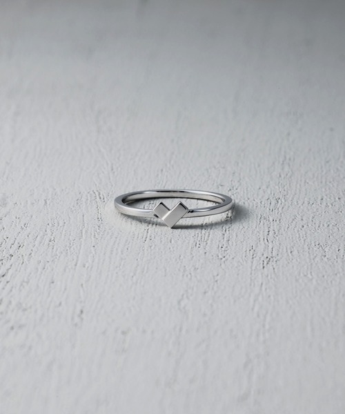 and cloud(アンドクラウド)の「Minimum Heart Ring(リング・レディース・シルバー/ブラック・11号/13号/9号/15号)」の2枚目の写真