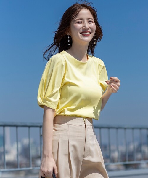 ANY SIS(エニィスィス)の「スーピマスムース 袖タック Tシャツ(Tシャツ/カットソー・レディース・グレー系9/アイボリー系/レッド系/ブラック系/ダルブルー系/グリーン系/ライトイエロー系/ホワイト系9・4)」の12枚目の写真