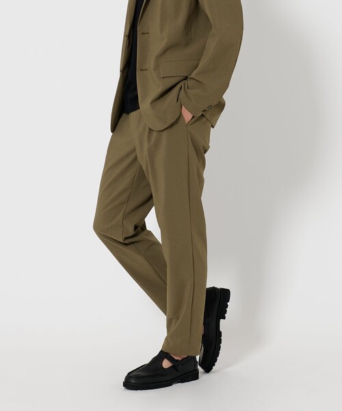 BEAUTY&YOUTH UNITED ARROWS（ビューティーアンドユースユナイテッドアローズ）の「TORAY「リランチェ＆+」1P  テーパード パンツ ‐ウォッシャブル セットアップ対応‐（スラックス・メンズ・ネイビー/ブラック/オリーブ・S/M/XL/L）」の6枚目の写真