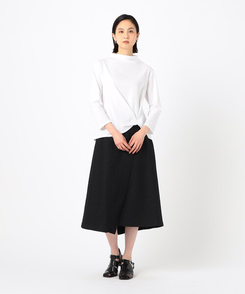 Gabardine K.T(ギャバジンケーティー)の「風通ジャカード 巻き風スカート(スカート・レディース・ブラック/グレー・9号)」の5枚目の写真
