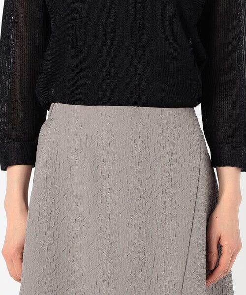 Gabardine K.T(ギャバジンケーティー)の「風通ジャカード 巻き風スカート(スカート・レディース・ブラック/グレー・9号)」の10枚目の写真