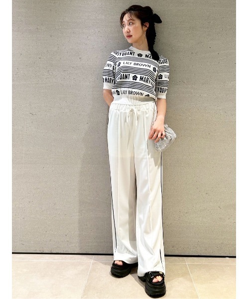 【LILY BROWN×MARYQUANT】デイジー刺繍セミフレアトラックパンツ LILY BROWN×MARY QUANT】デイジー刺繍セミフレアトラックパンツ
