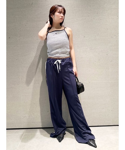 LILY BROWN×MARY QUANT】デイジー刺繍セミフレアトラックパンツ