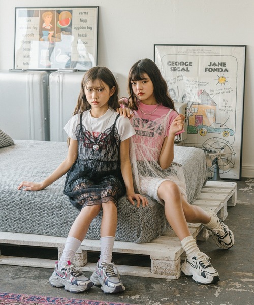 URBAN CHERRY（アーバンチェリー）の「【MELTY BUNNY/メルティバニー】レースキャミワンピース+ロゴデザインちびTシャツ（Tシャツ/カットソー・キッズ・ホワイト/ピンク/ブルー・XS/S/M）」の13枚目の写真