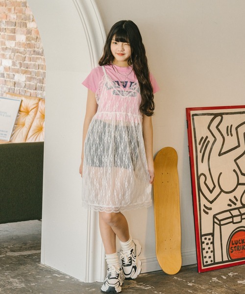 URBAN CHERRY（アーバンチェリー）の「【MELTY BUNNY/メルティバニー】レースキャミワンピース+ロゴデザインちびTシャツ（Tシャツ/カットソー・キッズ・ホワイト/ピンク/ブルー・XS/S/M）」の11枚目の写真