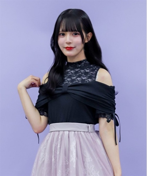 axes femme POETIQUE（アクシーズファムポエティック）の「リボンデザイン肩あきプルオーバー（Tシャツ/カットソー・レディース・サックスブルー/ブラック/ピンク・MEDIUM）」の2枚目の写真