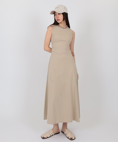 SUWDEE(スーディー)の「sleeveless flare long one piece(ワンピース・レディース・ベージュ/ブラック/グレー・S/M)」の13枚目の写真