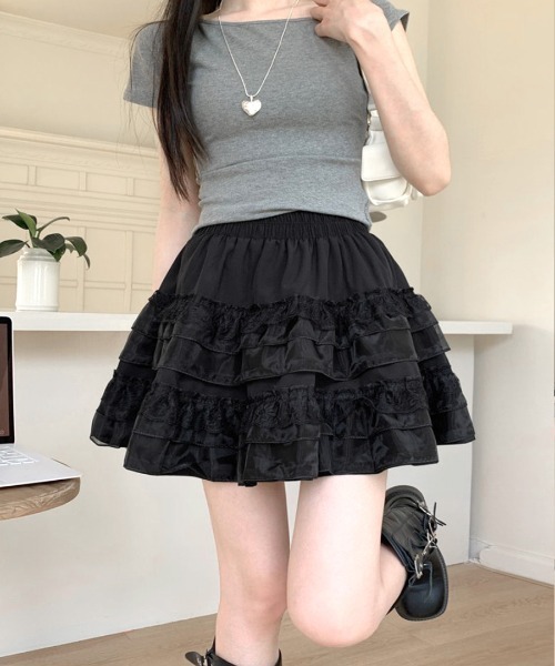 新品★PAOLA FRANI★美しいグレーのレーススカート★未使用♪♪♪ セール】2段レースフリルミニスカート（スカート）｜Riff（リフ