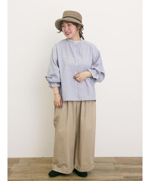 Samansa Mos2（サマンサ モスモス）の「襟レースシャーリング袖タックブラウス（シャツ/ブラウス・レディース・ブルー/チャコールグレー/パープル/ミント/オフホワイト・F）」の8枚目の写真