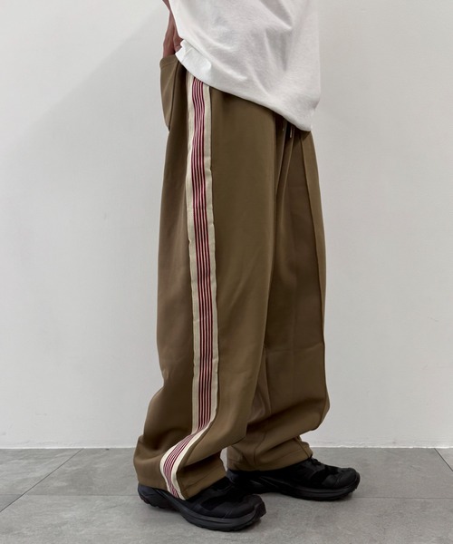 WEGO（ウィゴー）の「WEGO/ライントラックパンツ（スウェットパンツ・メンズ・ベージュ/ブラック・FREE）」の10枚目の写真