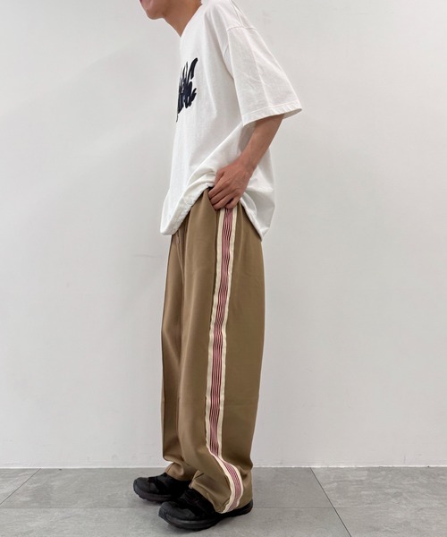 WEGO（ウィゴー）の「WEGO/ライントラックパンツ（スウェットパンツ・メンズ・ベージュ/ブラック・FREE）」の11枚目の写真