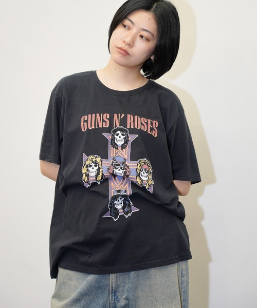 THRIFTY LOOK(スリフティールック)の「THRIFTY LOOK / スリフティールック THRIFTY "GUNS N' ROSES" TEE ガンズ・アンド・ローゼズ バンドTシャツ バンT ユーズド加工(Tシャツ/カットソー・メンズ・ブラック・X-LARGE/LARGE/MEDIUM)」の2枚目の写真