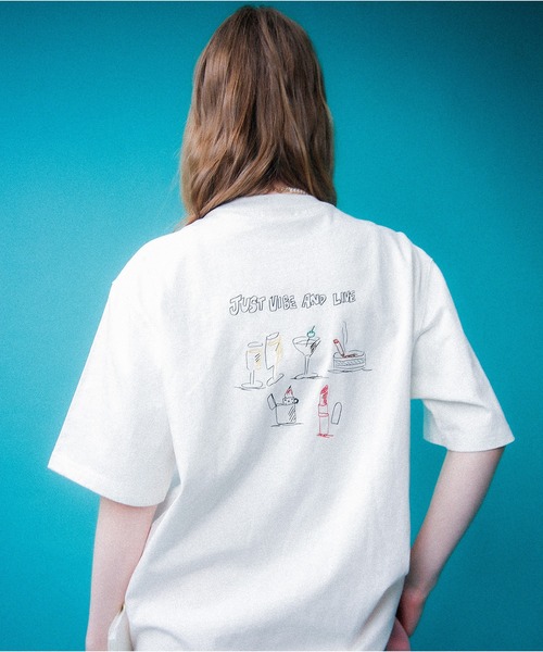 HUMAROUS(ヒューマラス)の「HUMAROUS ライフ Tee(Tシャツ/カットソー・レディース・オレンジ/オフホワイト/ブルー/ブラック・MEDIUM/LARGE/X-LARGE)」の5枚目の写真