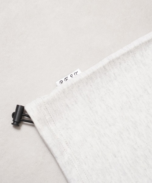 1111clothing(ワンフォークロージング)の「クラウン サガラ刺繍 スウェットTシャツ / Crown Sagara Embroidery Sweat T-Shirt(Tシャツ/カットソー・メンズ・グレイッシュベージュ/ホワイト系/ブラック・M/XL/L)」の15枚目の写真