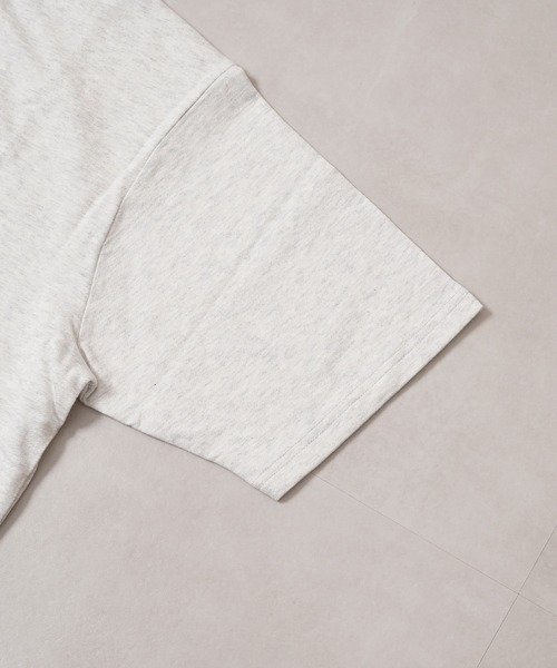 1111clothing(ワンフォークロージング)の「クラウン サガラ刺繍 スウェットTシャツ / Crown Sagara Embroidery Sweat T-Shirt(Tシャツ/カットソー・メンズ・グレイッシュベージュ/ホワイト系/ブラック・M/XL/L)」の13枚目の写真