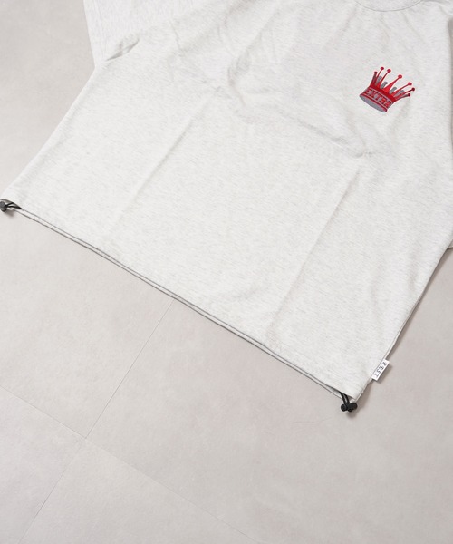 1111clothing(ワンフォークロージング)の「クラウン サガラ刺繍 スウェットTシャツ / Crown Sagara Embroidery Sweat T-Shirt(Tシャツ/カットソー・メンズ・グレイッシュベージュ/ホワイト系/ブラック・M/XL/L)」の14枚目の写真