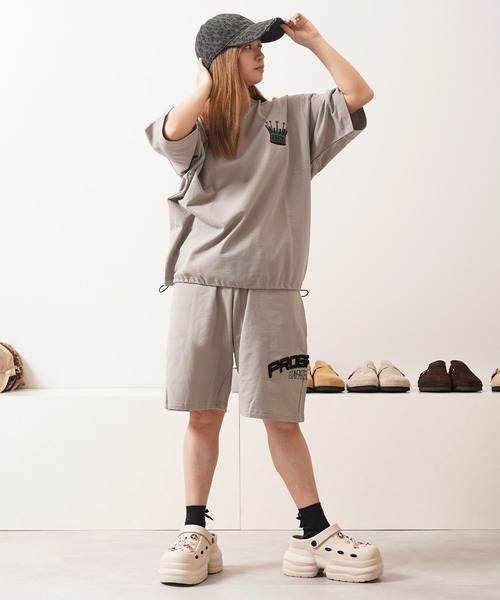 1111clothing(ワンフォークロージング)の「クラウン サガラ刺繍 スウェットTシャツ / Crown Sagara Embroidery Sweat T-Shirt(Tシャツ/カットソー・メンズ・グレイッシュベージュ/ホワイト系/ブラック・M/XL/L)」の19枚目の写真