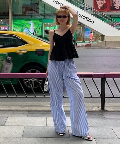 LADY LIKE(レディライク)の「ウエストゴムストライプワイドイージーパンツ(その他パンツ・レディース・ピンク/イエロー/サックスブルー・M)」の13枚目の写真