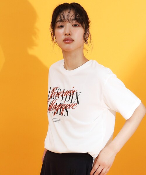 THE SHOP TK (ザ ショップ ティーケー )の「フォトアソートTシャツ【接触冷感/UV/毛玉になりにくい/洗濯機OK】(Tシャツ/カットソー・レディース・ブラック系/ピンク系4/ダークブラウン/ホワイト系6/オフホワイト/ホワイト系3・13/12)」の8枚目の写真